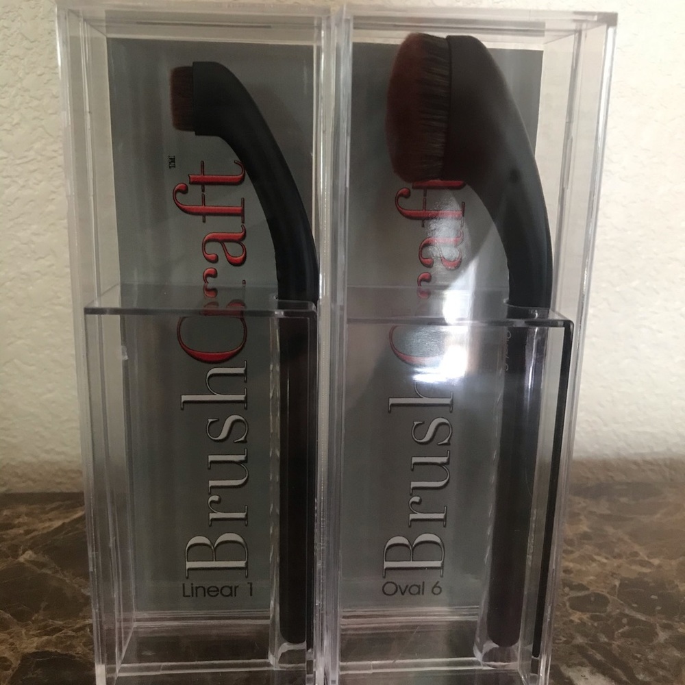 Artis Brush Craft Oval 6 and Linear 1